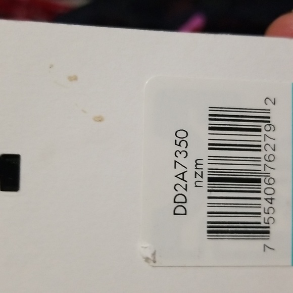 Dress - Picture 4 of 4